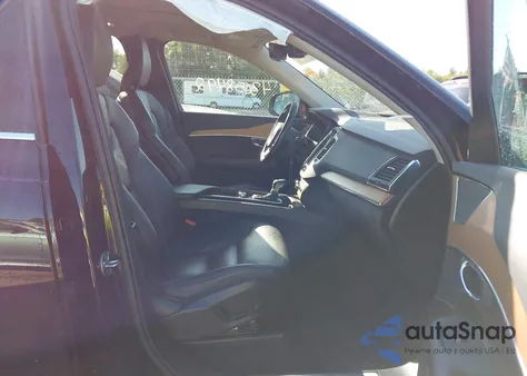 2022 Volvo Xc90 T6 Momentum 6 Passenger from USA, damaged, VIN YV4A221K8N1845638